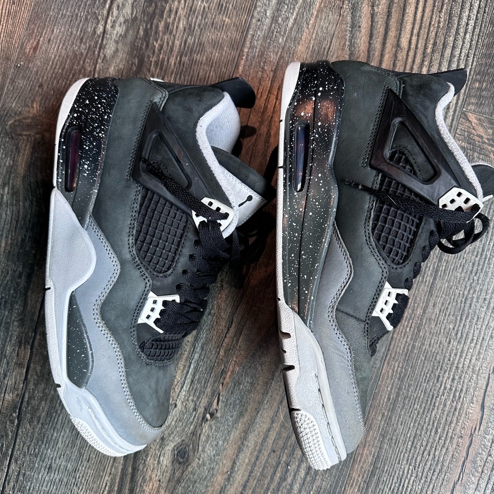 Jordan 4 Retro Sneakers in Black and Gray